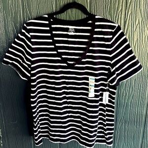 Old Navy -  black and white stripe - short sleeve- V neck - woman’s top